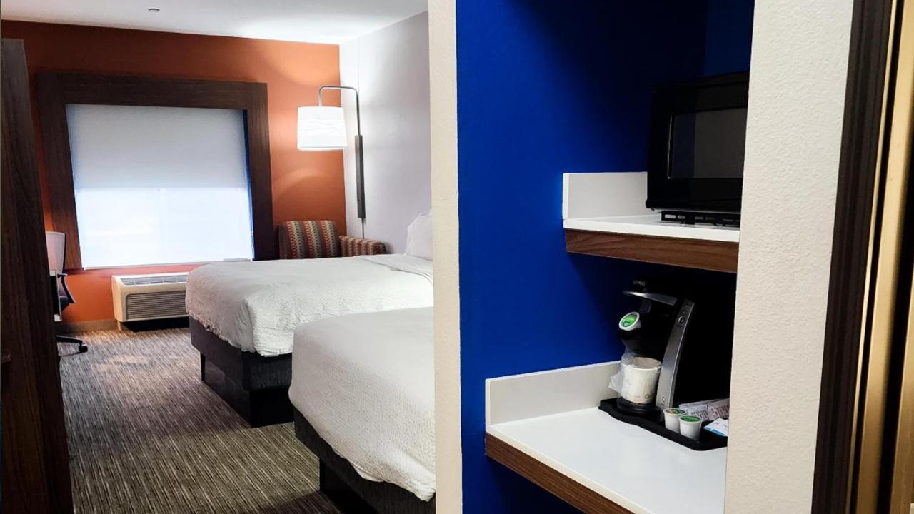 Holiday Inn Express Hotel & Suites Chicago South Lansing By Ihg Buitenkant foto