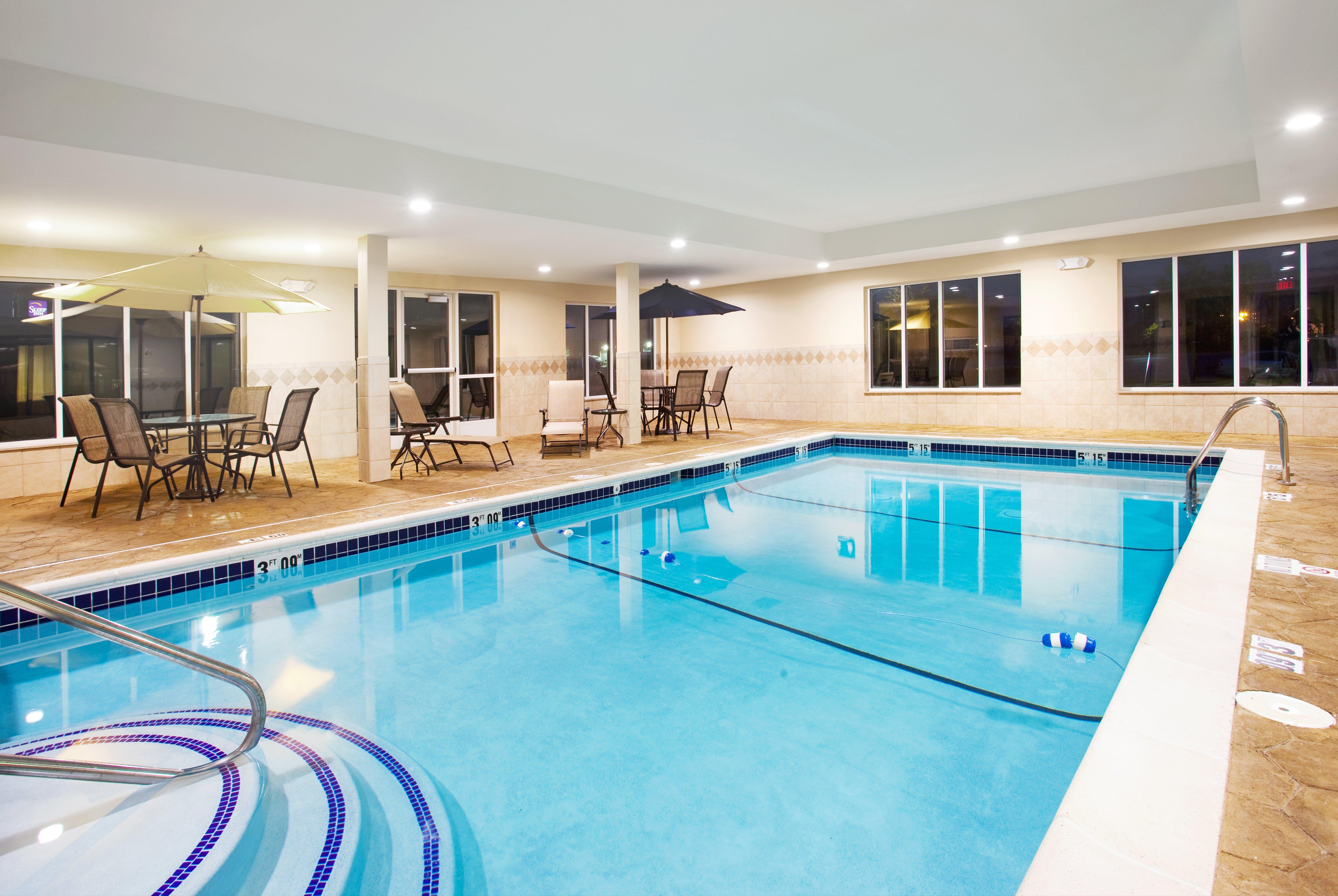 Holiday Inn Express Hotel & Suites Chicago South Lansing By Ihg Buitenkant foto