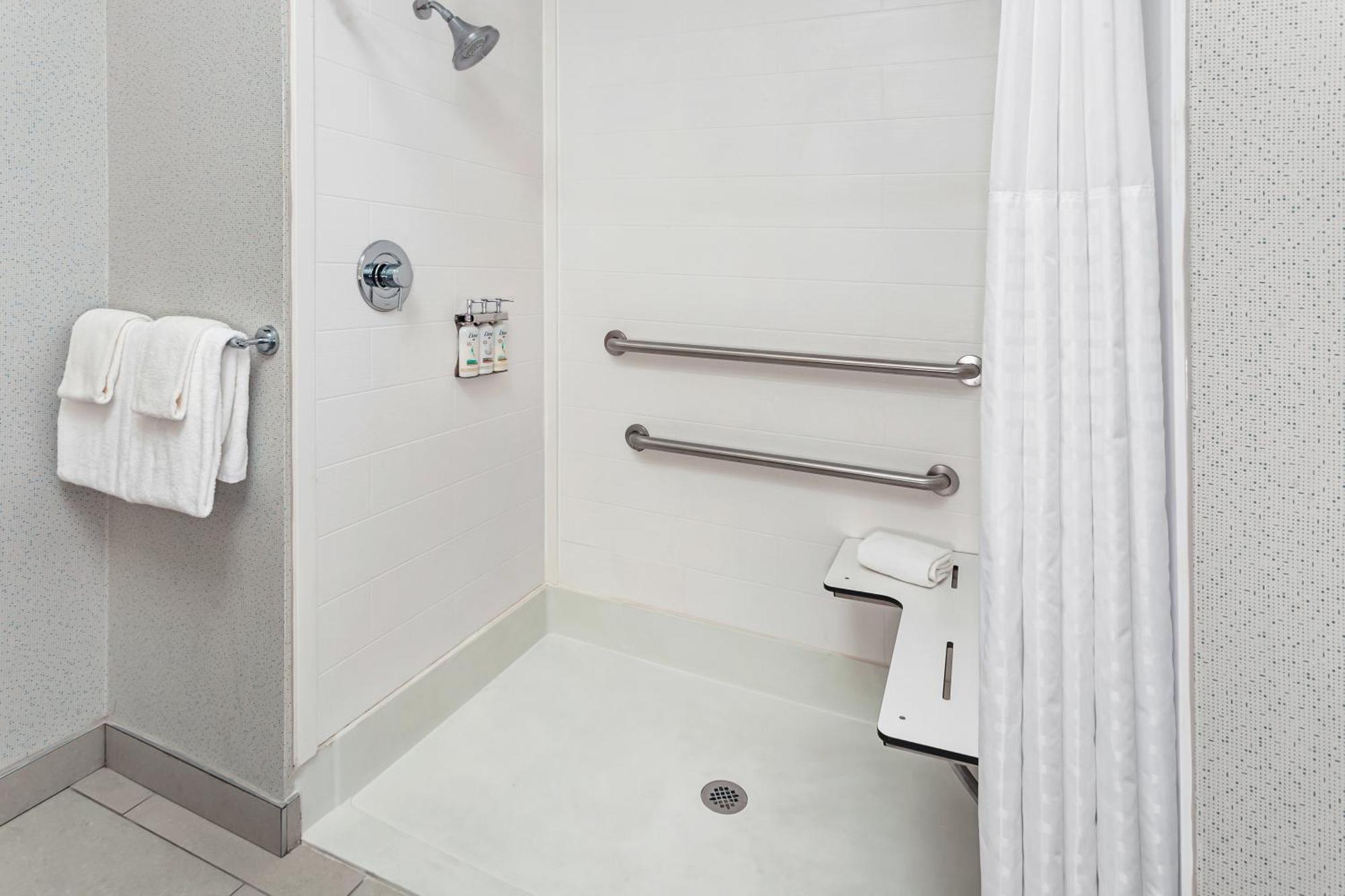 Holiday Inn Express Hotel & Suites Chicago South Lansing By Ihg Buitenkant foto